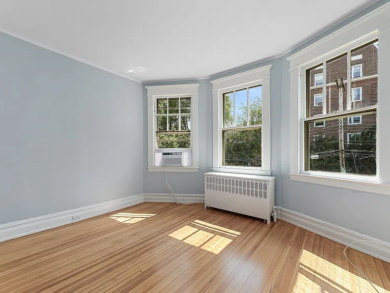 16 Kraft Ave — Photo 13