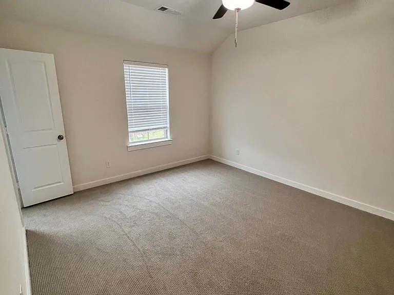1175 Lake City Ave — Photo 11
