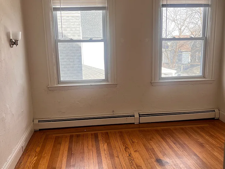 493 Hope St #2 — Photo 3