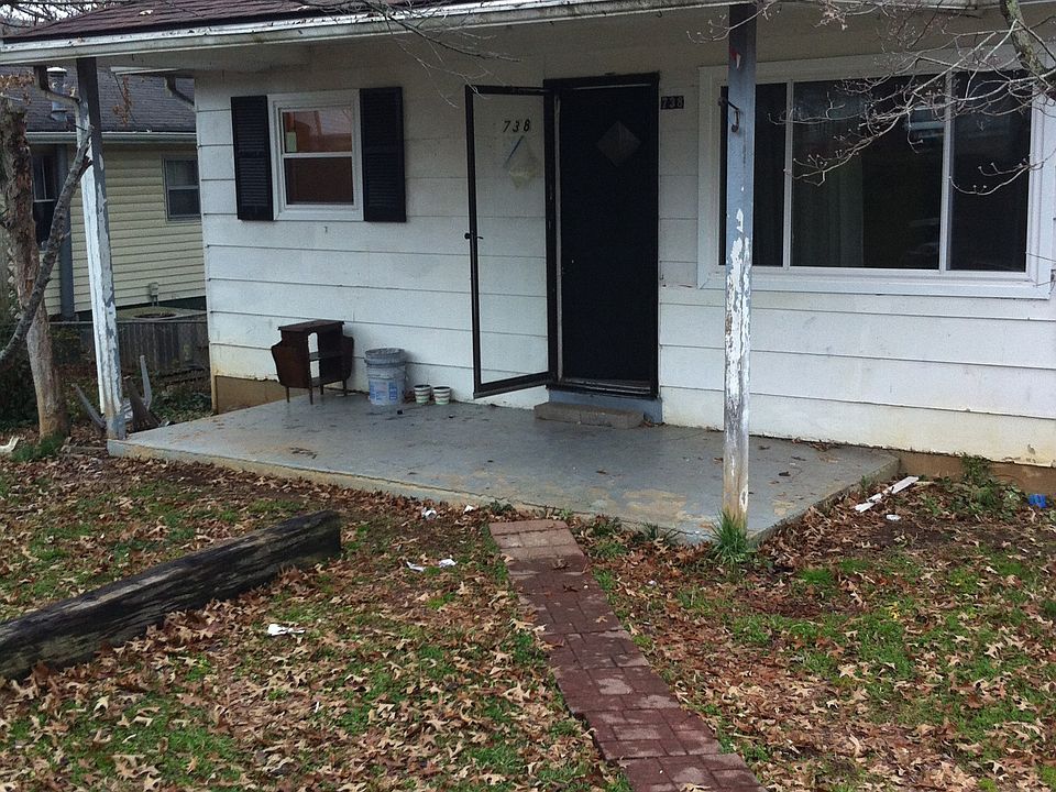 1st image of 738 W Louise Ave