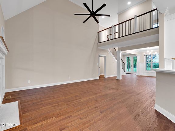 3rd image of 1901 Willow View Ln Lot 60