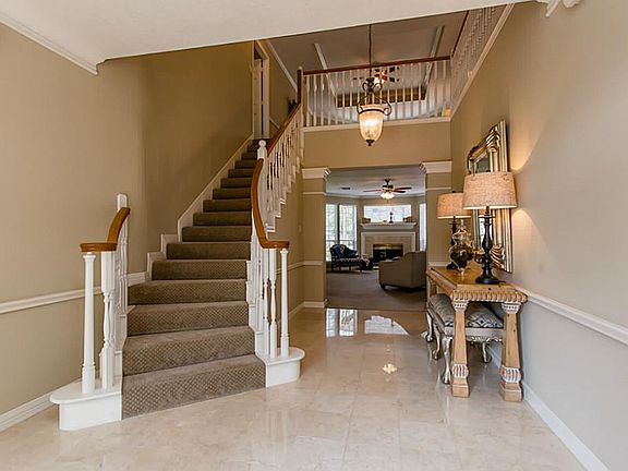 4th image of 7902 Mountain Laurel Ln