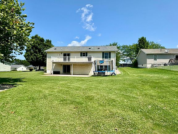 3rd image of 6160 Aubill Dr
