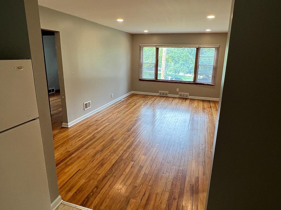 1st image of 1029 Turner Blvd #2
