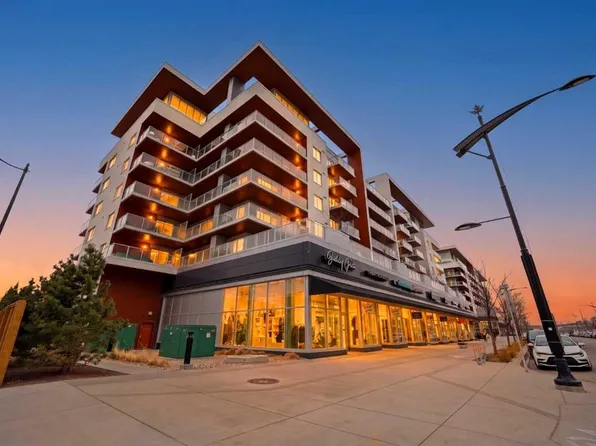 8445 N Broadcast Ave SW #415, Calgary, AB T3H 6B6