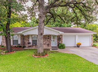 201 Glenhaven Dr, Azle, TX 76020