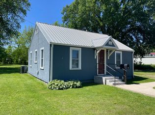 120 E 9th St, Mountain Grove, MO 65711