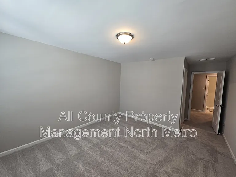 490 Tall Pines Ter — Photo 21