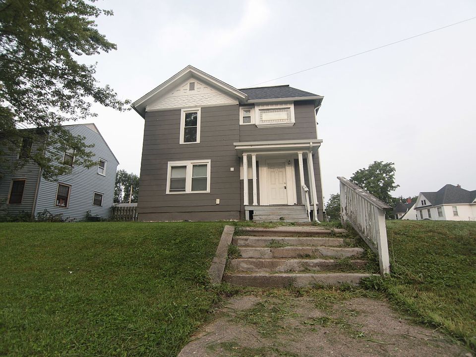 1st image of 1708 Grand Ave APT 1