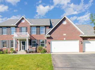 21217 Ixonia Ln, Lakeville, MN 55044