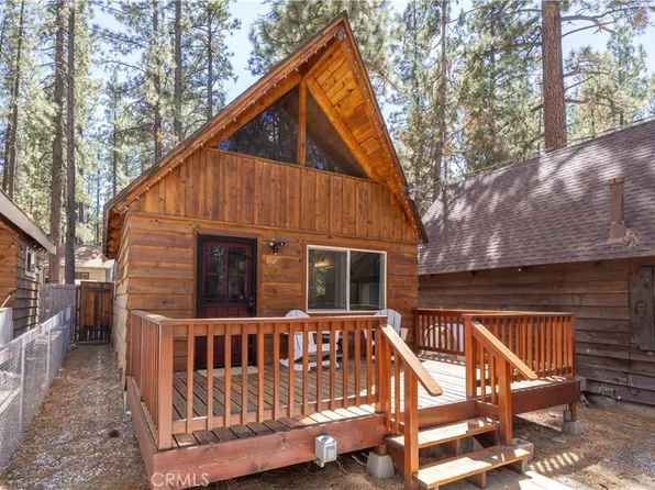 818 W Rainbow Blvd, Big Bear City, CA 92314