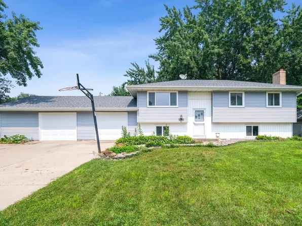 16570 Genesee Ave W, Rosemount, MN 55068