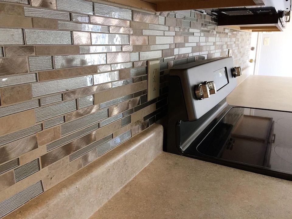 Detail of backsplash