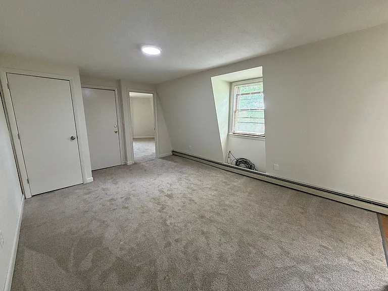 682 Beech St #6 — Photo 7
