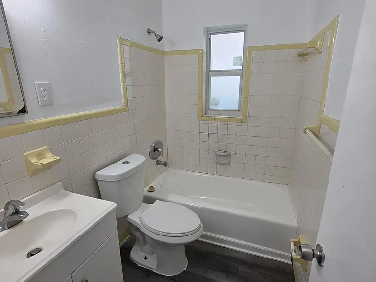 1021 Henrietta Ave #1019-5 — Photo 9