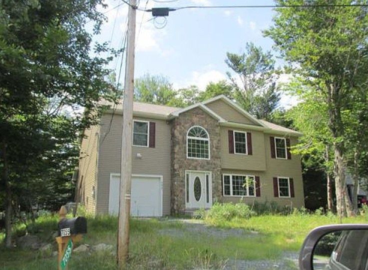 2nd image of 119 Vista Dr