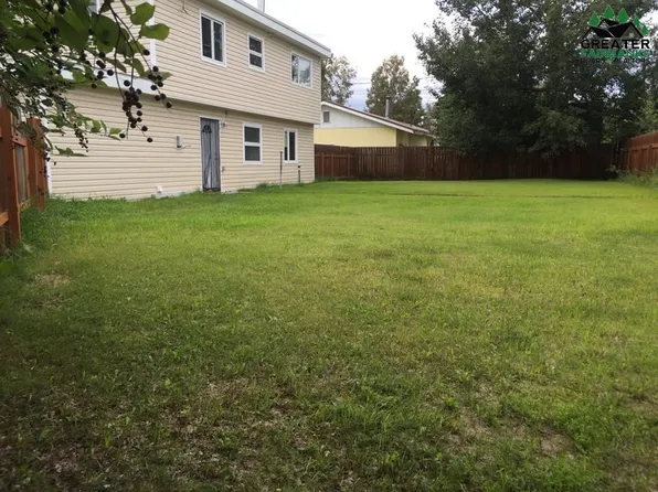 1775/1777 Bridgewater Dr, Fairbanks, AK 99709