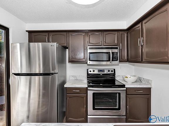 4th image of 1153 Julia St NW