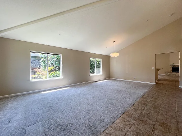 53 Wine Press Way — Photo 4