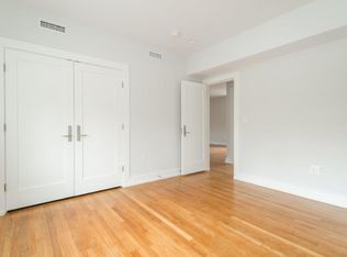 19-A Forest St APT 2, Cambridge, MA 02140