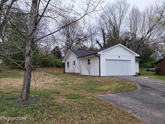 2nd image of 7217 McPeake Ln