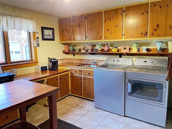3rd image of 526-530 English Settlement Rd