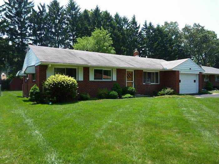 1st image of 2231 Murray Dr