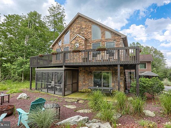 2nd image of 125 Pebble Beach Dr