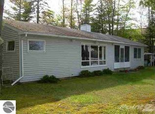 14804 Williams Dr, Elk Rapids, MI 49629