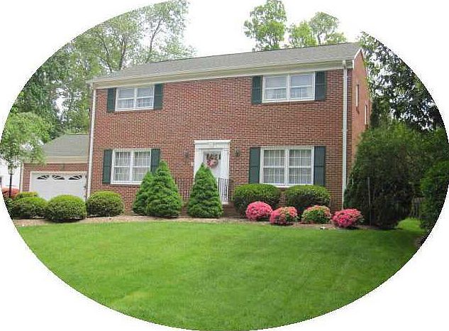 1st image of 21 Beverly Hills Dr