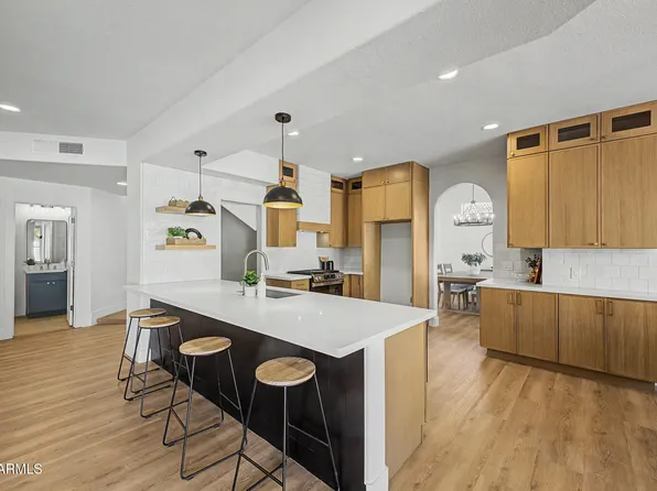 517 S ROCK HARBOR Drive, Gilbert, AZ 85233
