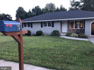 15 Oberlin Rd, Pennsville, NJ 08070