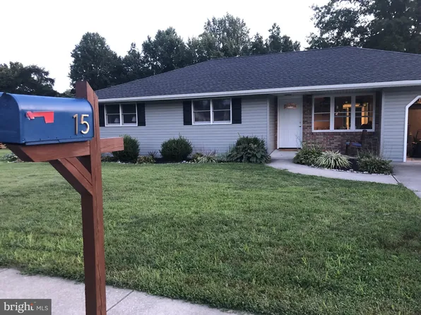 15 Oberlin Rd, Pennsville, NJ 08070