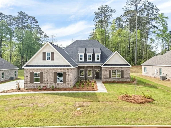 1479 Hidden Lakes Dr, Opelika, AL 36801