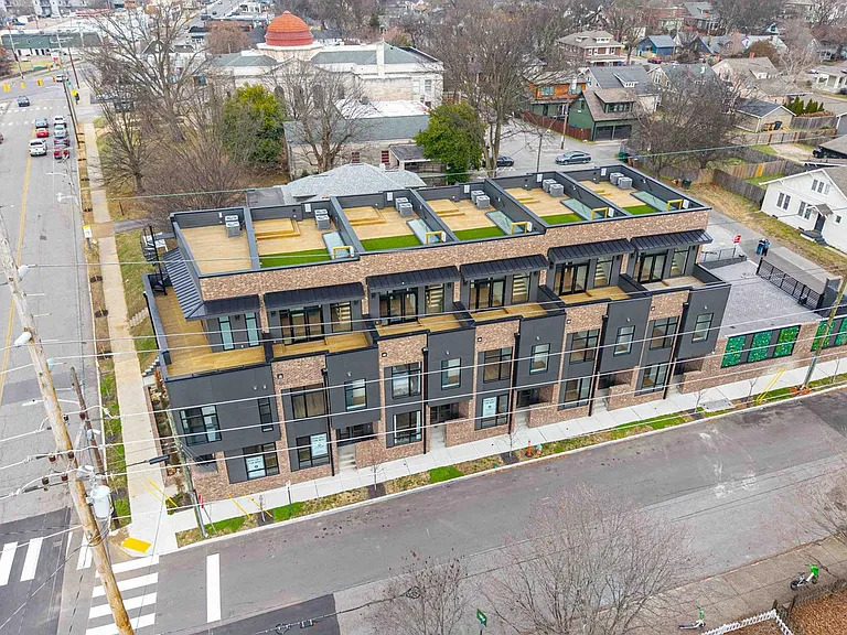 1103 Forest Ave #D — Photo 2