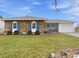 10342 V St, Omaha, NE 68127