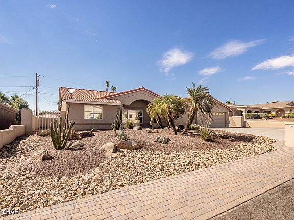 2nd image of 3969 Azul Dr