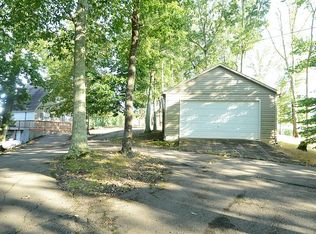 875 McCauleys Bluff Rd, Holladay, TN 38341