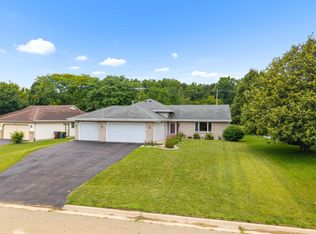 7578 Derby Close, Caledonia, IL
