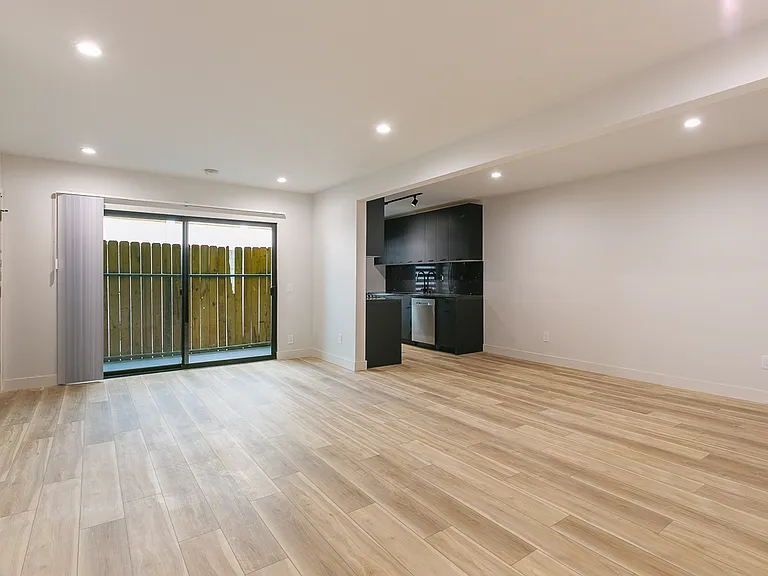 3646 Keystone Ave #4 — Photo 6