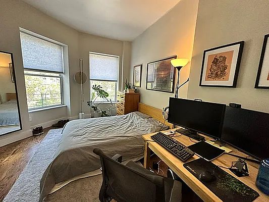 4th image of 357 Sterling Pl Floor 3