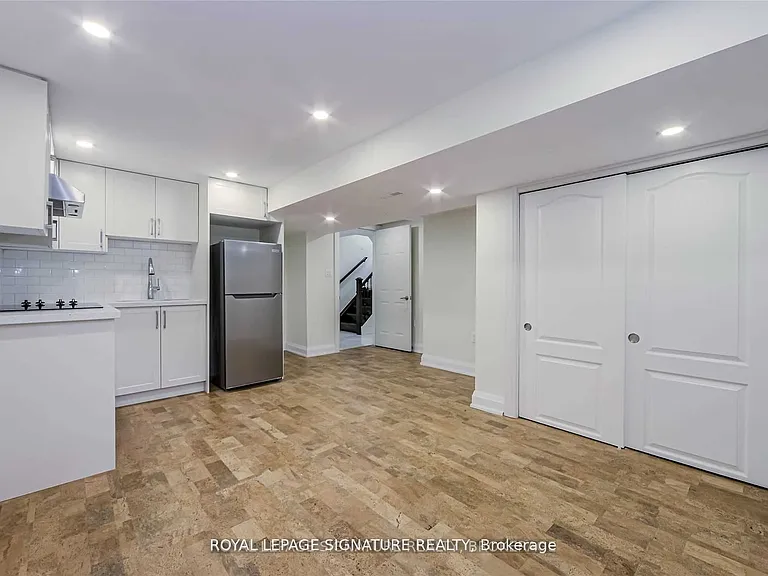 91 Tamarack Dr — Photo 3