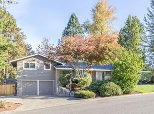 3401 SW Ridge Dr, Portland, OR 97219
