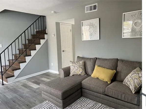 1734 W Forrest Ave, Atlanta, GA 30344