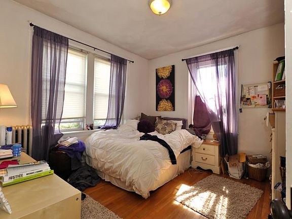 5th image of 35 Mount Hood Rd APT 9