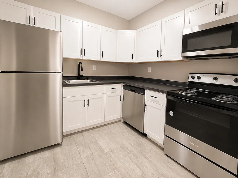 2601 Le Blanc Ct — Photo 2