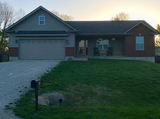 1421 Deer Run Dr, Saint Clair, MO 63077