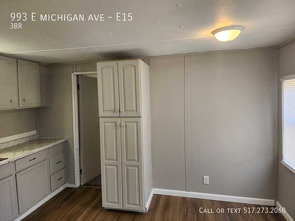 4th image of 993 Michigan Ave E #E15