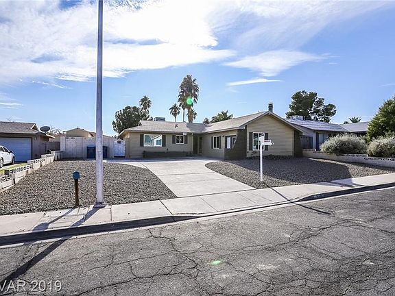 2nd image of 4331 El Campana Way