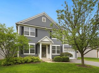 402 Frankfort Ave, Oswego, IL 60543